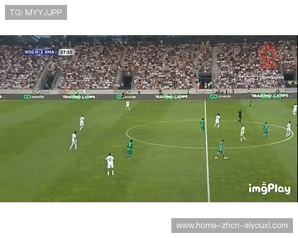 姆巴佩吸引多人防守制造空间